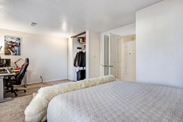 1645 Evelyn Drive NE, Rio Rancho, NM 87144