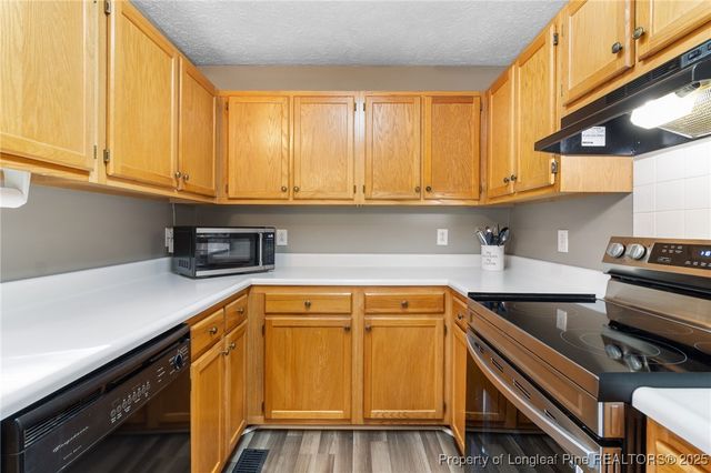 5004 Summer Ridge Road, Fayetteville, NC 28303