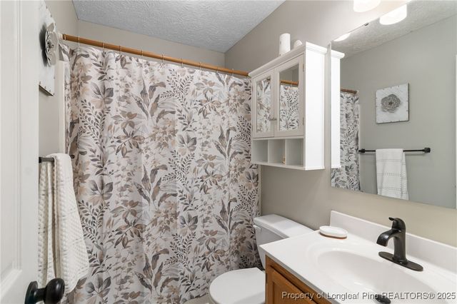 5004 Summer Ridge Road, Fayetteville, NC 28303