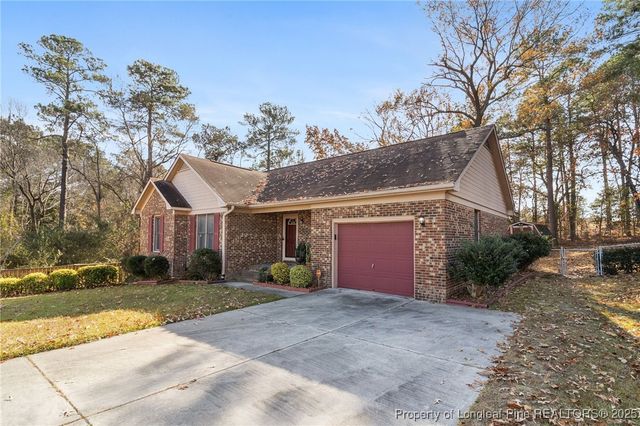 5004 Summer Ridge Road, Fayetteville, NC 28303