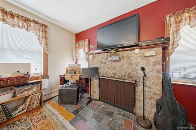 5003 Searsville Road, Pine Bush, NY 12566