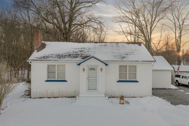 5003 Searsville Road, Pine Bush, NY 12566