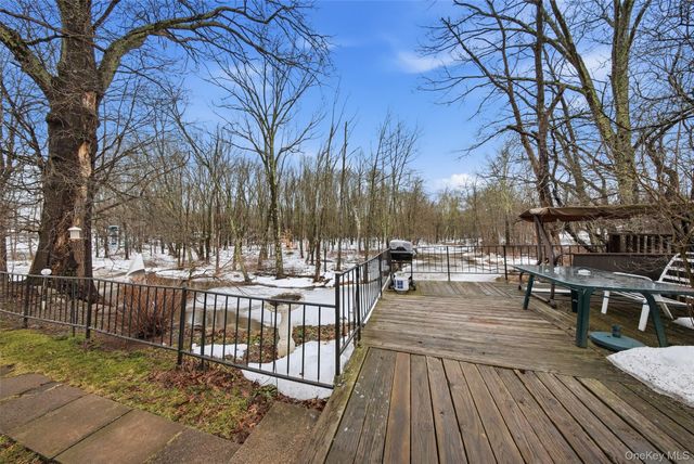 5003 Searsville Road, Pine Bush, NY 12566