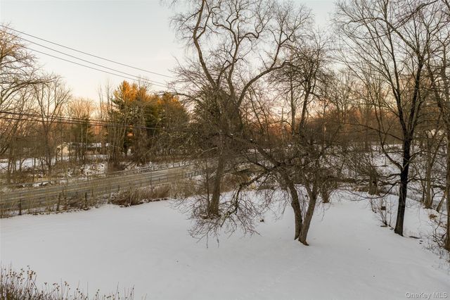 5003 Searsville Road, Pine Bush, NY 12566