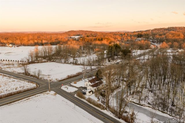 5003 Searsville Road, Pine Bush, NY 12566