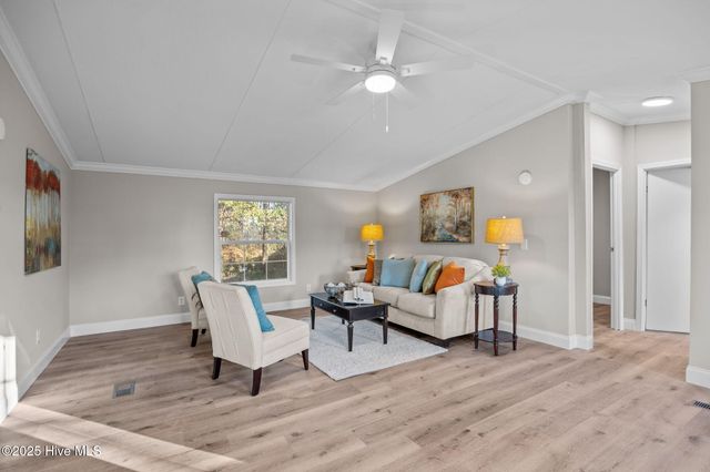 66 Willow Creek Lane, Whiteville, NC 28472