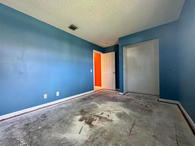4989 SW 32nd Terrace, Dania Beach, FL 33312