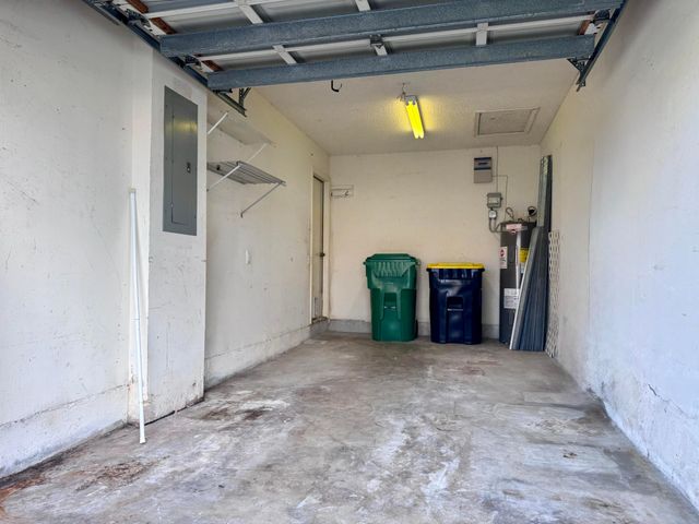 4989 SW 32nd Terrace, Dania Beach, FL 33312