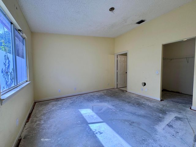 4989 SW 32nd Terrace, Dania Beach, FL 33312