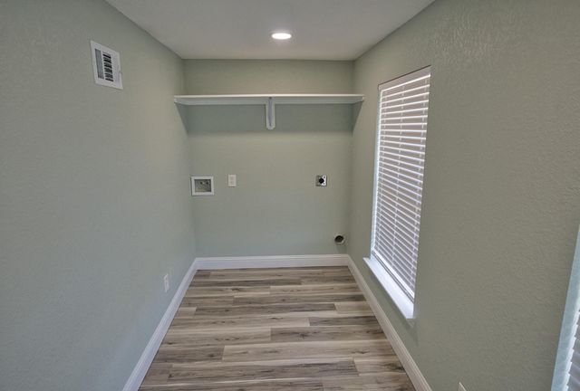 255 County Road 209, Sargent, TX 77414