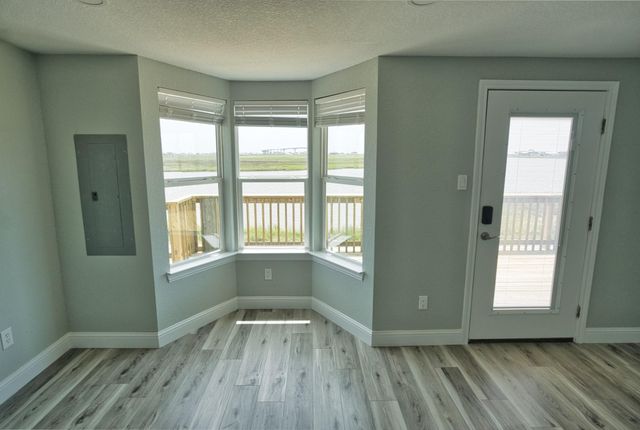 255 County Road 209, Sargent, TX 77414