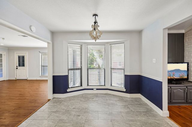 5209 Fairway Circle, De Cordova, TX 76049