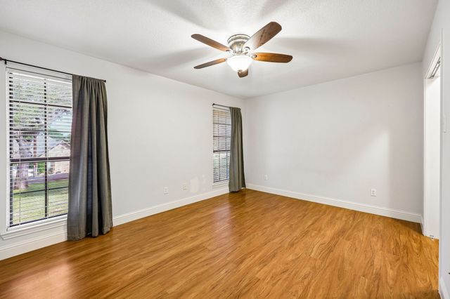 5209 Fairway Circle, De Cordova, TX 76049