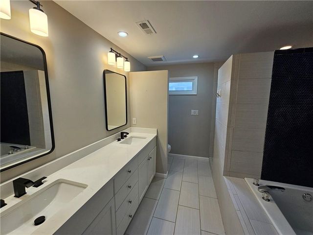 79 Hammock Place SE, Atlanta, GA 30312