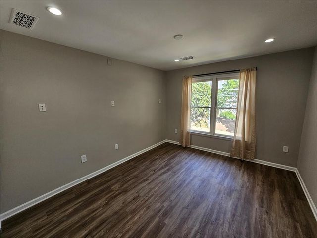 79 Hammock Place SE, Atlanta, GA 30312
