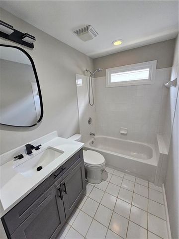 79 Hammock Place SE, Atlanta, GA 30312
