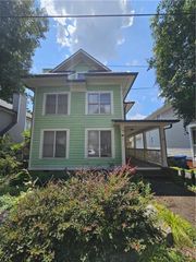 79 Hammock Place SE, Atlanta, GA 30312