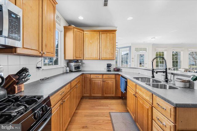 12209 OCEAN VISTA DR, Berlin, MD 21811