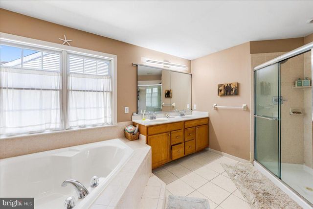 12209 OCEAN VISTA DR, Berlin, MD 21811