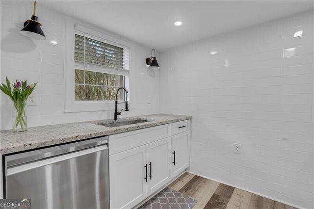 270 Lakemoore Drive NE A, Atlanta, GA 30342