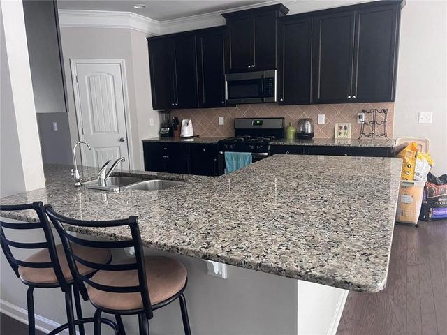 1343 Wilson Manor Circle, Lawrenceville, GA 30045