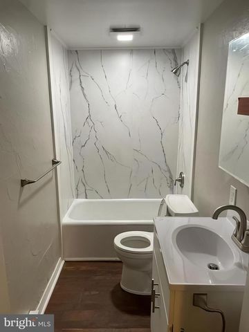 736 S PERSHING AVE, York, PA 17401