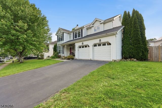 44 Haze Way, Lopatcong Twp., NJ 08865