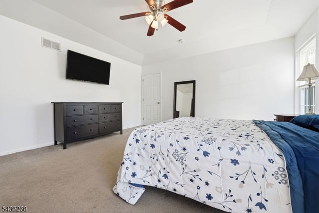 44 Haze Way, Lopatcong Twp., NJ 08865