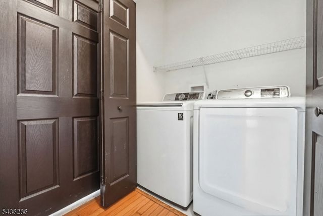 44 Haze Way, Lopatcong Twp., NJ 08865