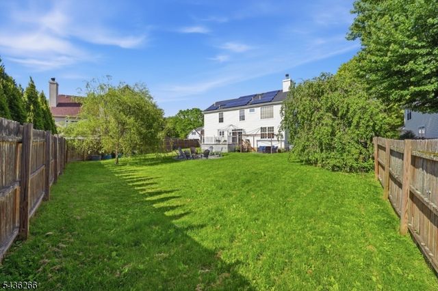 44 Haze Way, Lopatcong Twp., NJ 08865