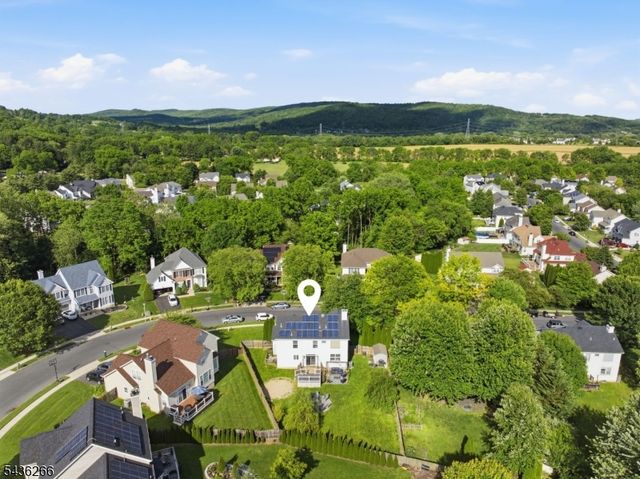 44 Haze Way, Lopatcong Twp., NJ 08865