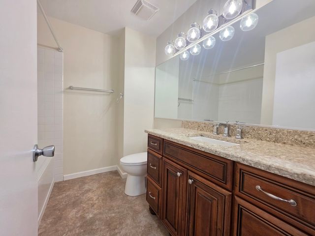 338 Bunker Hill Circle, Aurora, IL 60504
