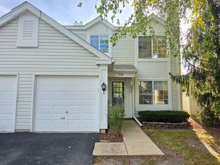 338 Bunker Hill Circle, Aurora, IL 60504