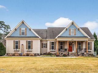 1304 Golden Bluff Lane, Fuquay Varina, NC 27526