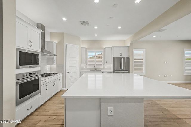 6051 E SINCLAIR Street, Phoenix, AZ 85054