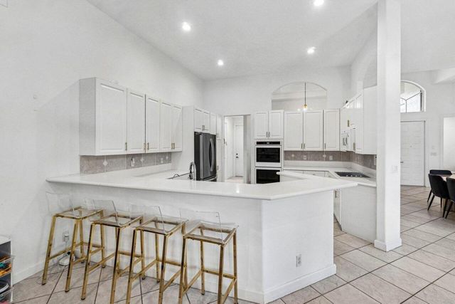 9641 Parkview Avenue, Boca Raton, FL 33428