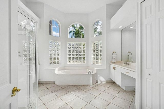 9641 Parkview Avenue, Boca Raton, FL 33428