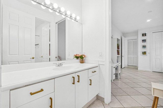 9641 Parkview Avenue, Boca Raton, FL 33428