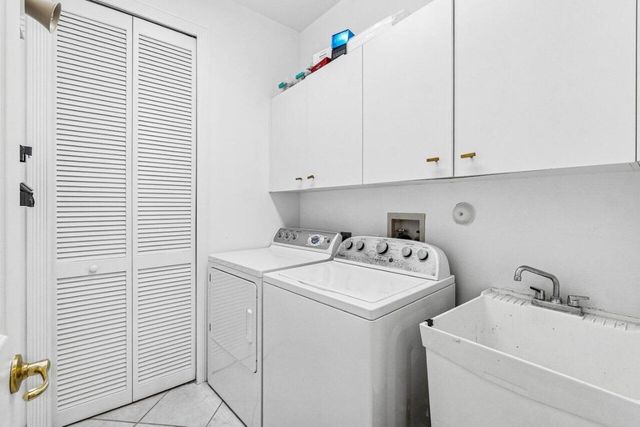 9641 Parkview Avenue, Boca Raton, FL 33428