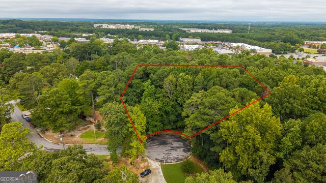 1956 Village Court, Snellville, GA 30078