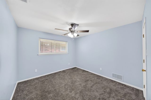 3908 Country Club Drive W, Irving, TX 75038