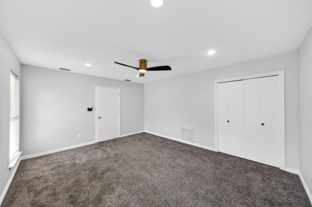 3908 Country Club Drive W, Irving, TX 75038
