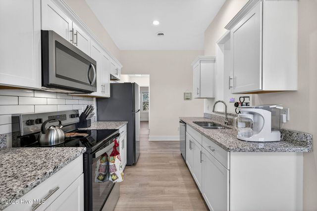 2032 White Road, Wilmington, NC 28411