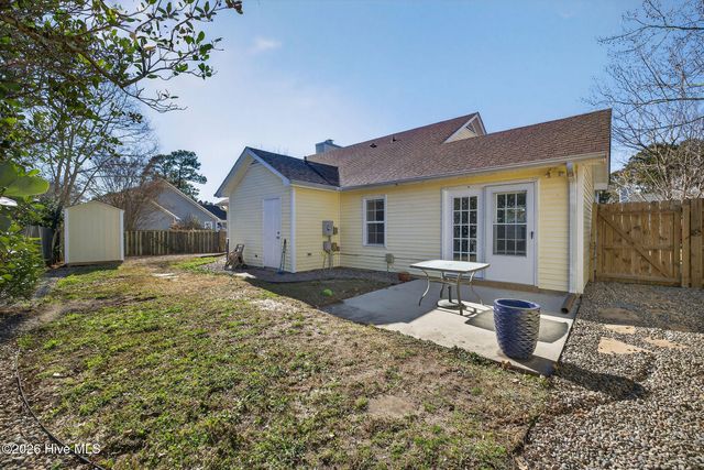 2032 White Road, Wilmington, NC 28411