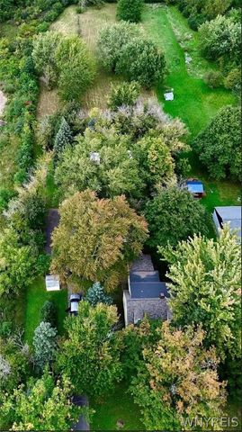 1555 Ridge Road, Lewiston, NY 14092