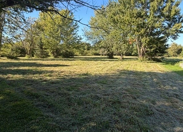 1555 Ridge Road, Lewiston, NY 14092