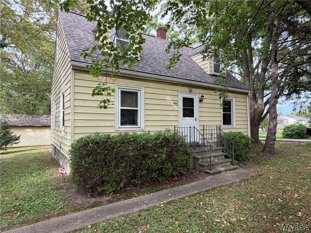 1555 Ridge Road, Lewiston, NY 14092