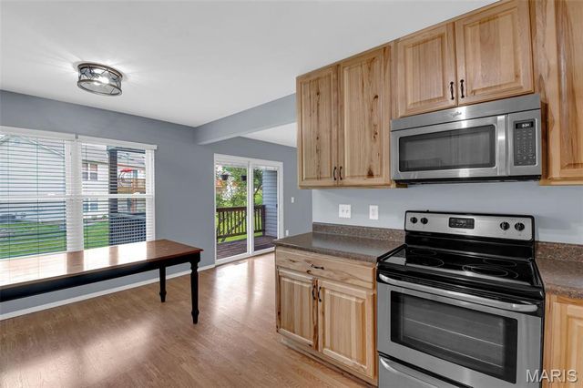818 Sugar Valley Court, St Peters, MO 63376