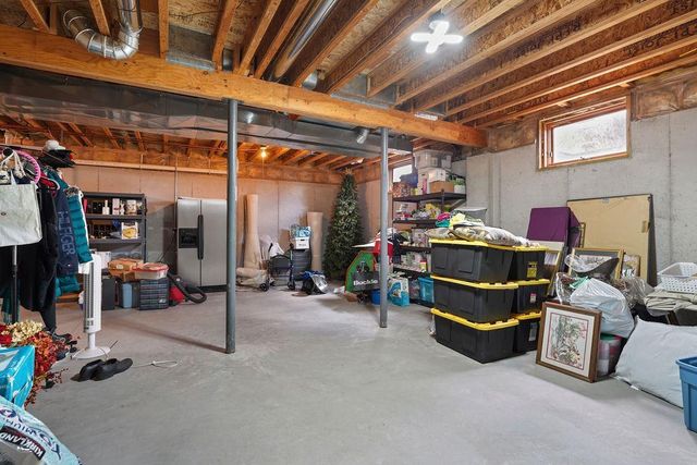 1644 PENDLETON ROAD, Neenah, WI 54956