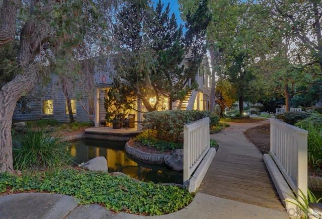 22232 S Vermont Ave 104D, Torrence, CA 90502